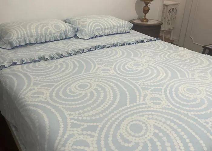 Quarto Em Apartamento